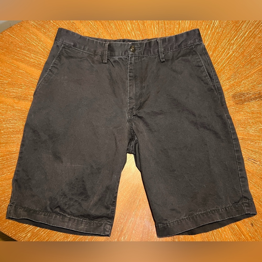 Gap Khaki Lived In Short